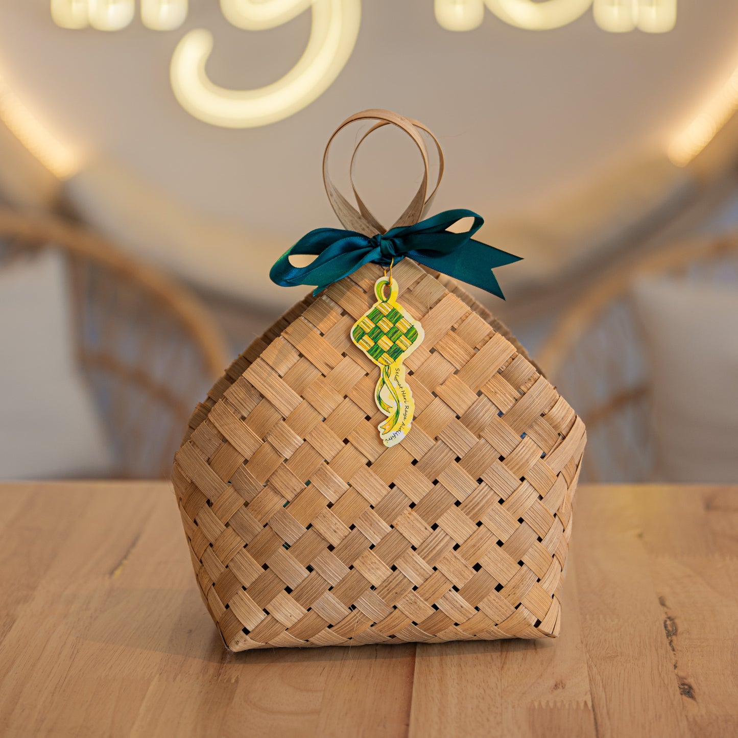 Lit & Lull Hari Raya Teh Rose Gift Set