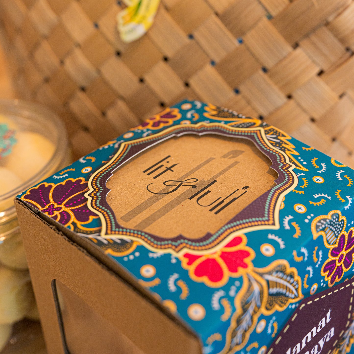 Lit & Lull Hari Raya Teh Rose Gift Set