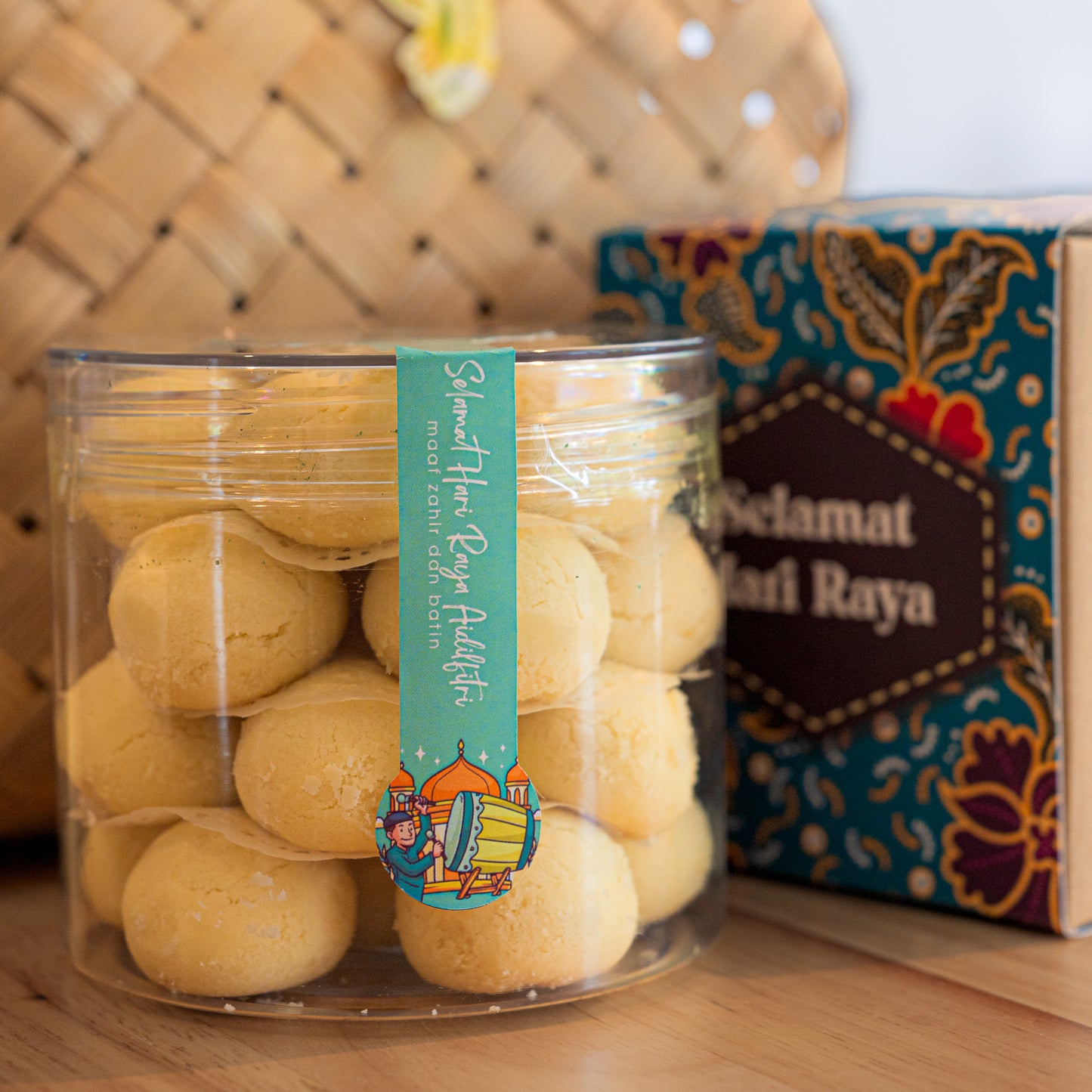 Lit & Lull Hari Raya Teh Rose Gift Set